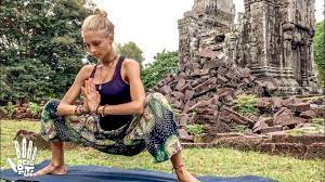 Yoga for Tight Hips & Flexibility Juliana